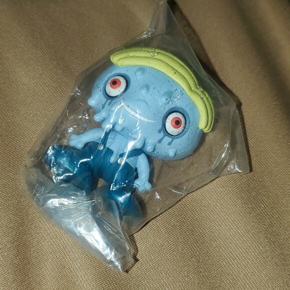 Kid Robot - Picture 1 of 2
